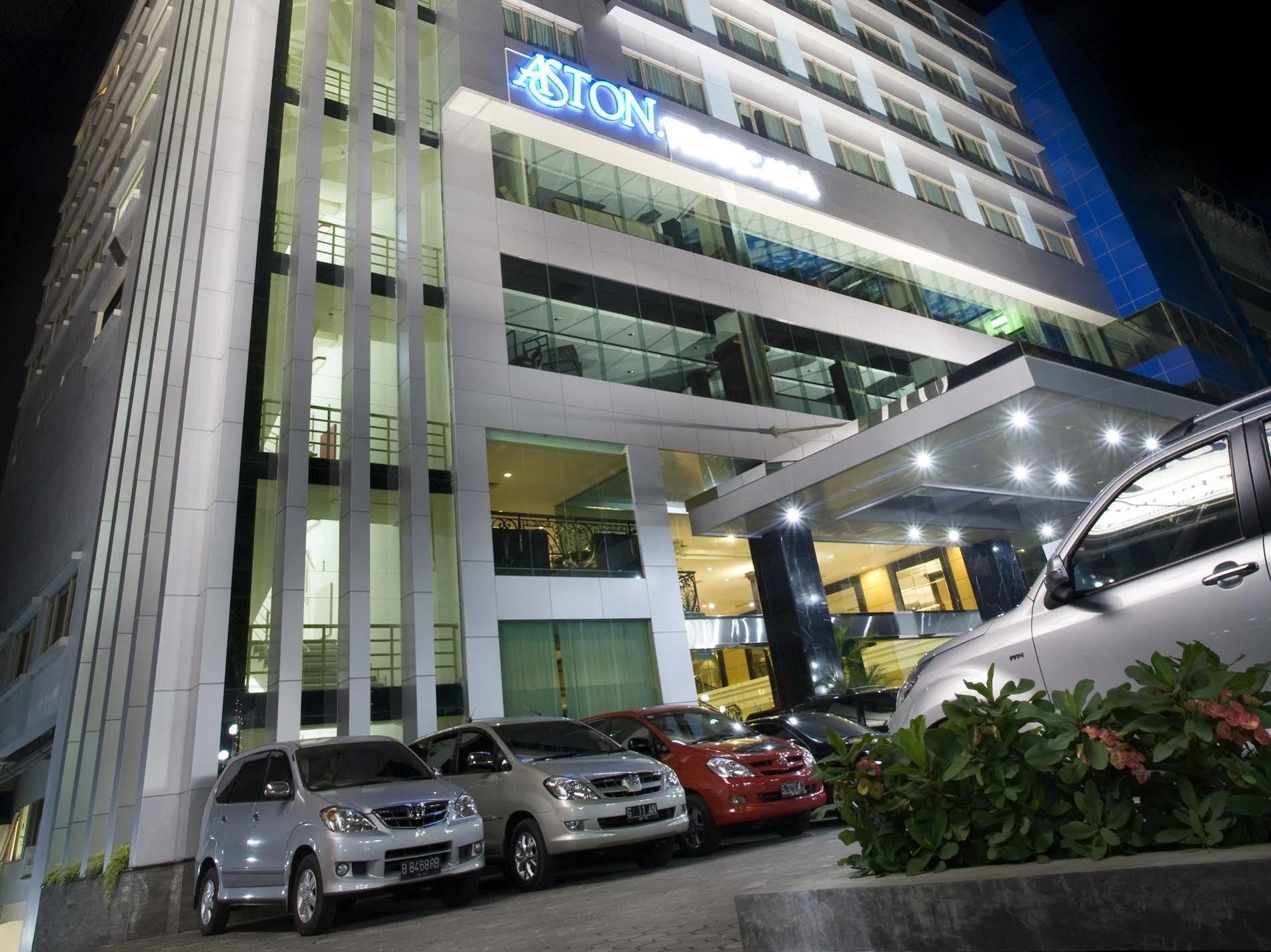 Aston Tropicana Hotel Bandung Exterior photo